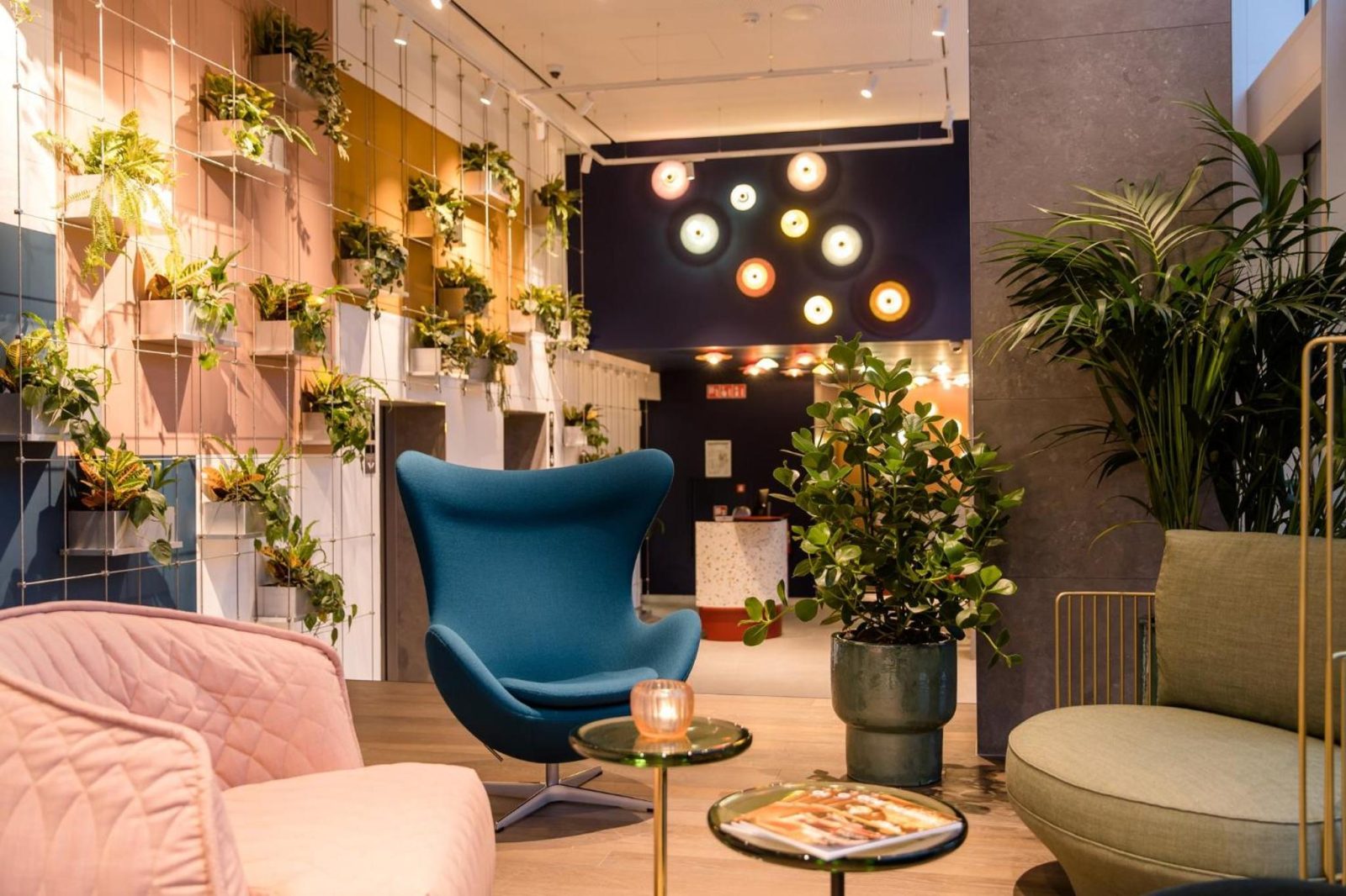 Motel One Rotterdam — photo 4