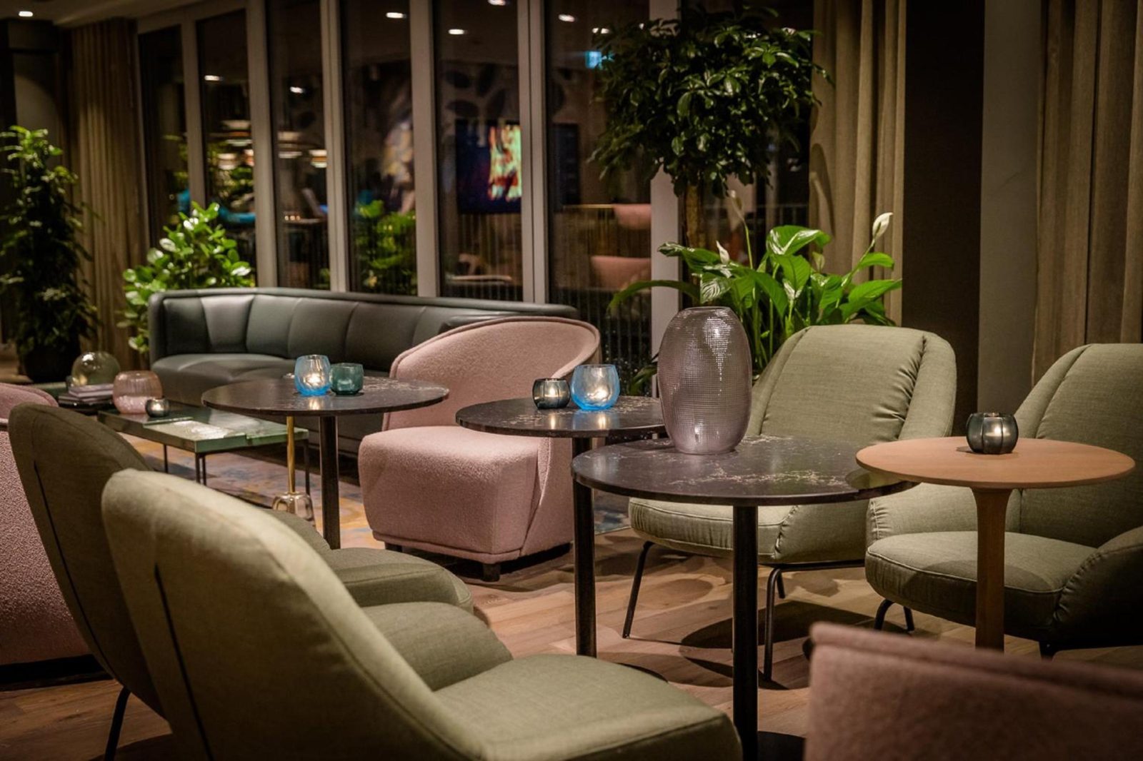 Motel One Rotterdam — photo 5