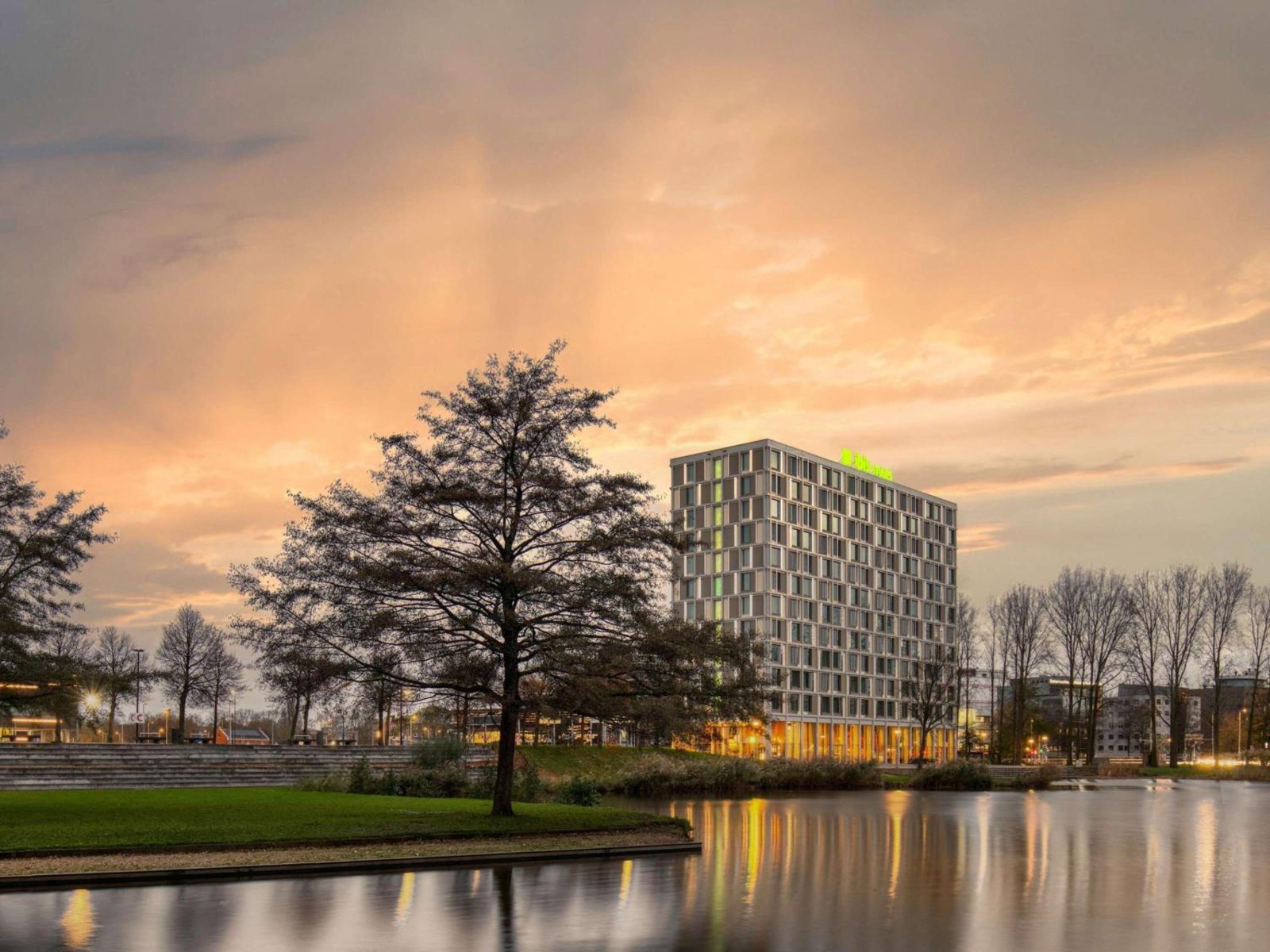 ibis Styles Rotterdam Ahoy — photo 2