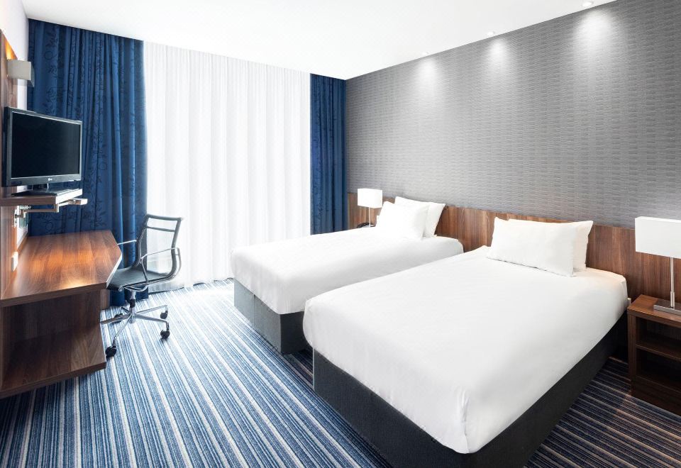 Holiday Inn Express Rotterdam - Central Station by IHG